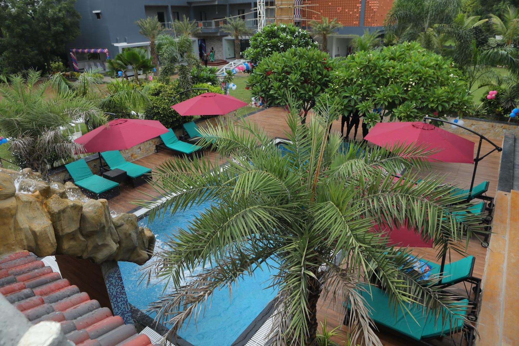 Krishna Riverside Resort Vasad Exterior photo